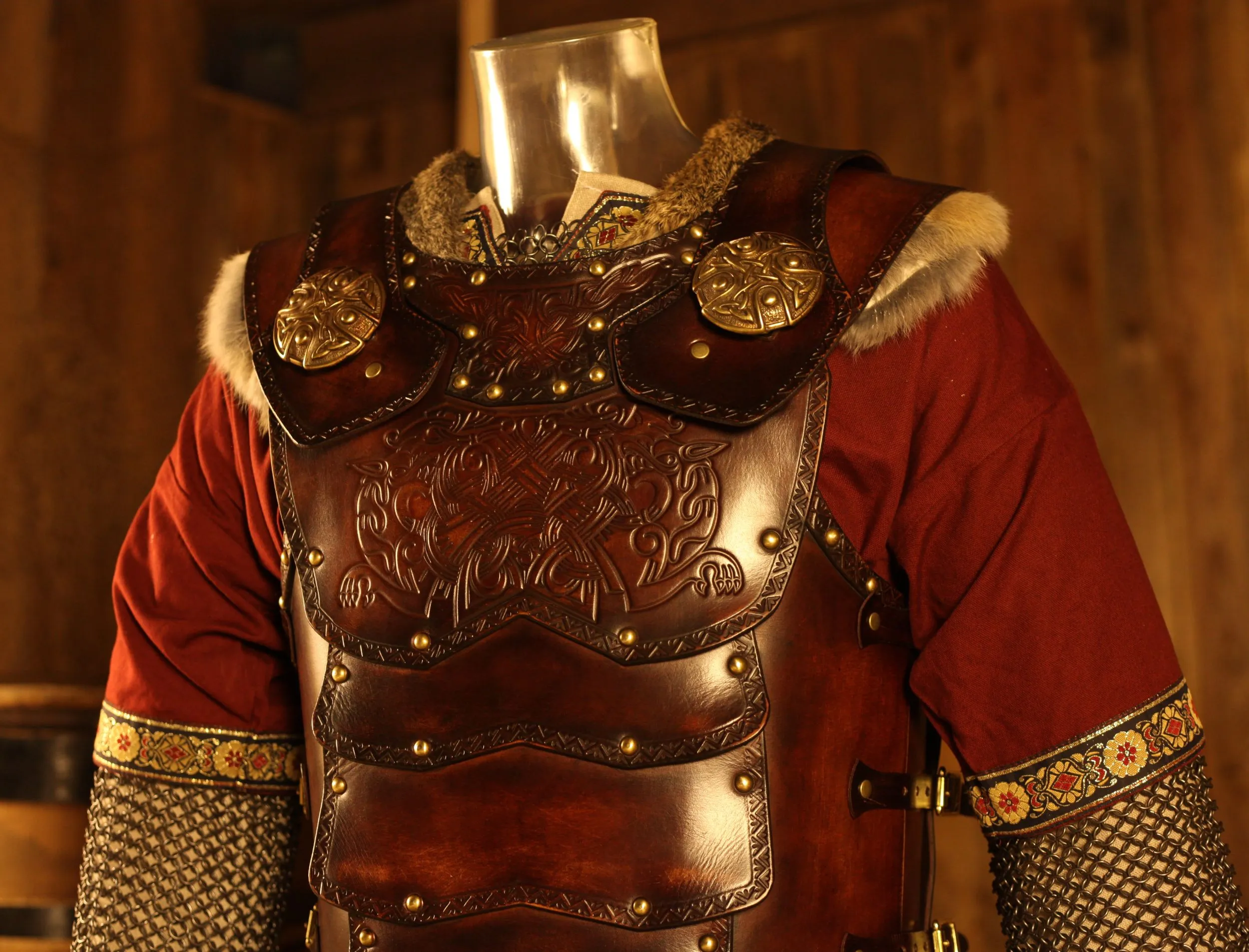 LARP Lederrüstung Tribesman Wolf