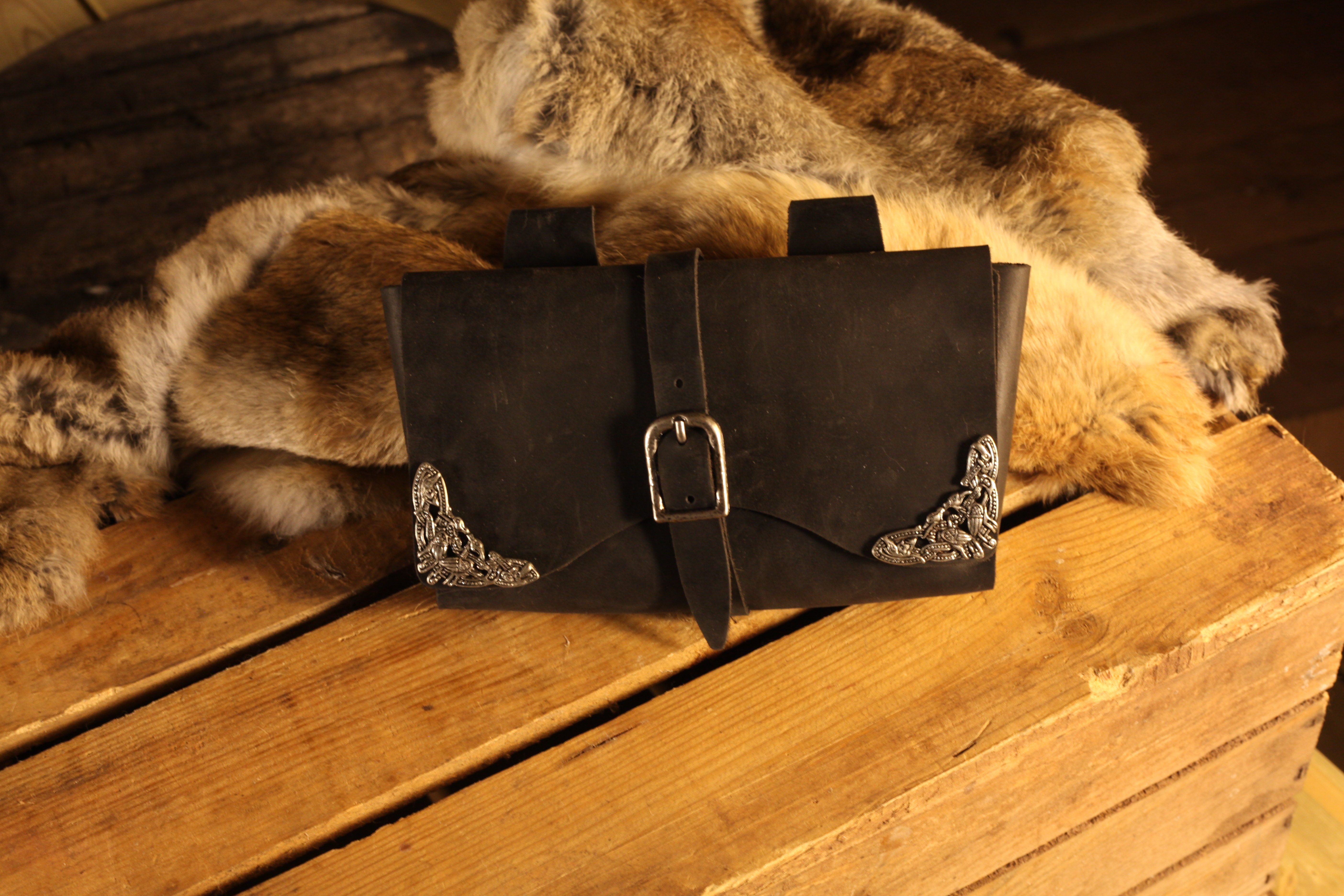 Große Gürteltasche aus Leder Wikinger schwarz