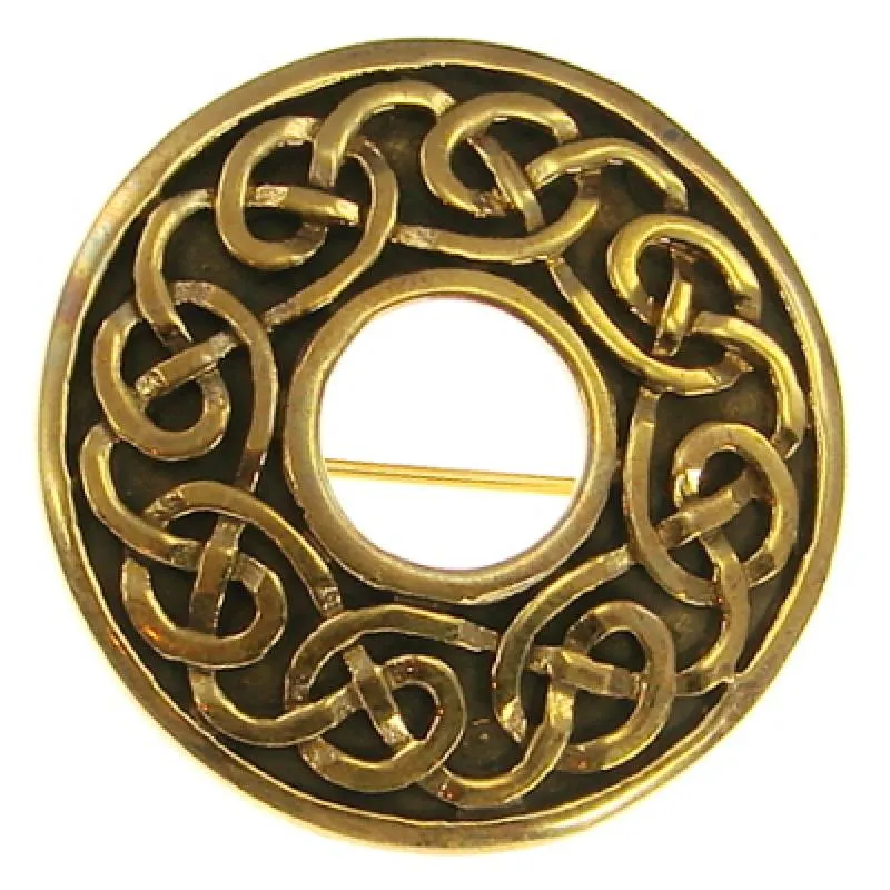 Bronzebrosche mit keltischem Flechtmuster