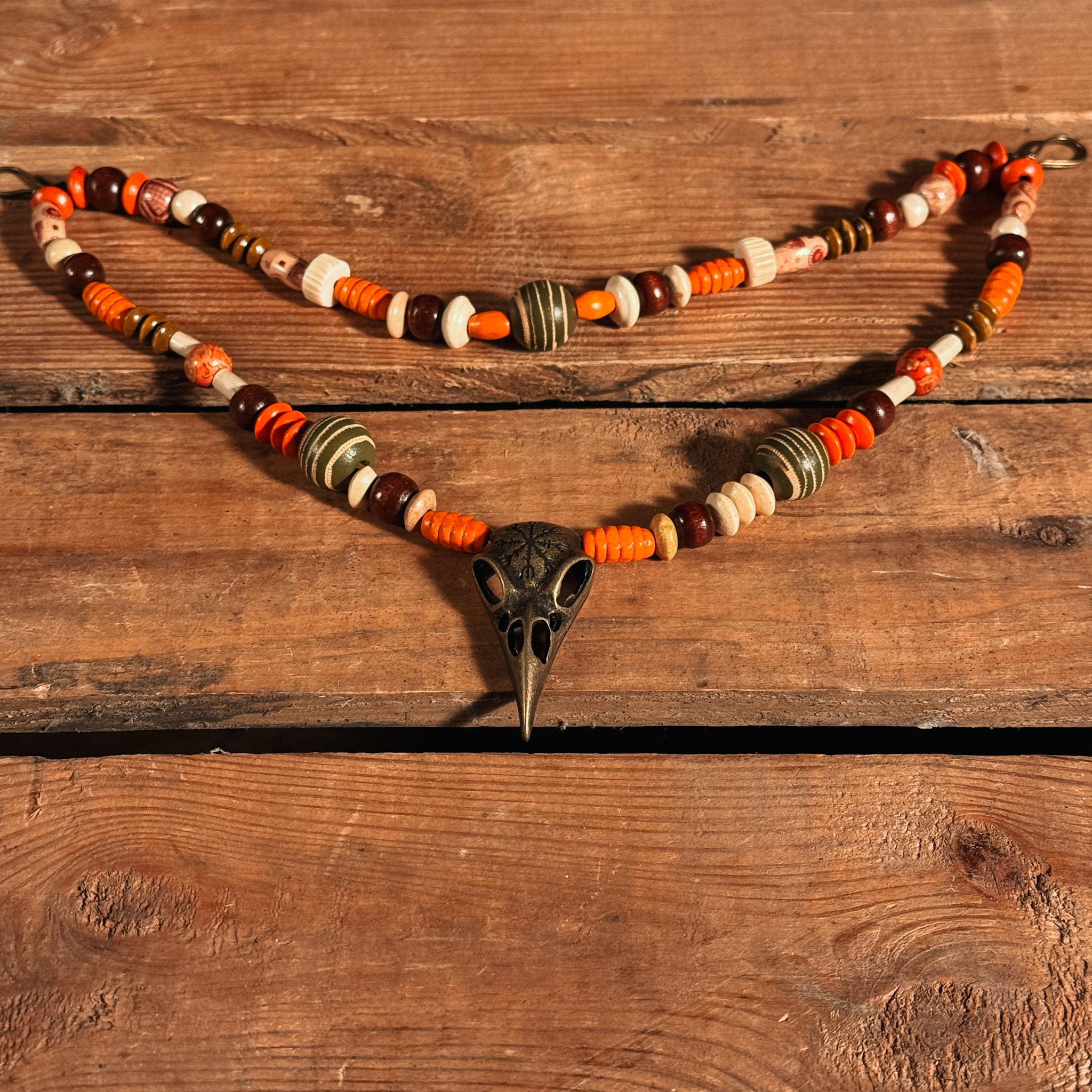 Fibelkette im Wikingerstil mit Vogelschädel