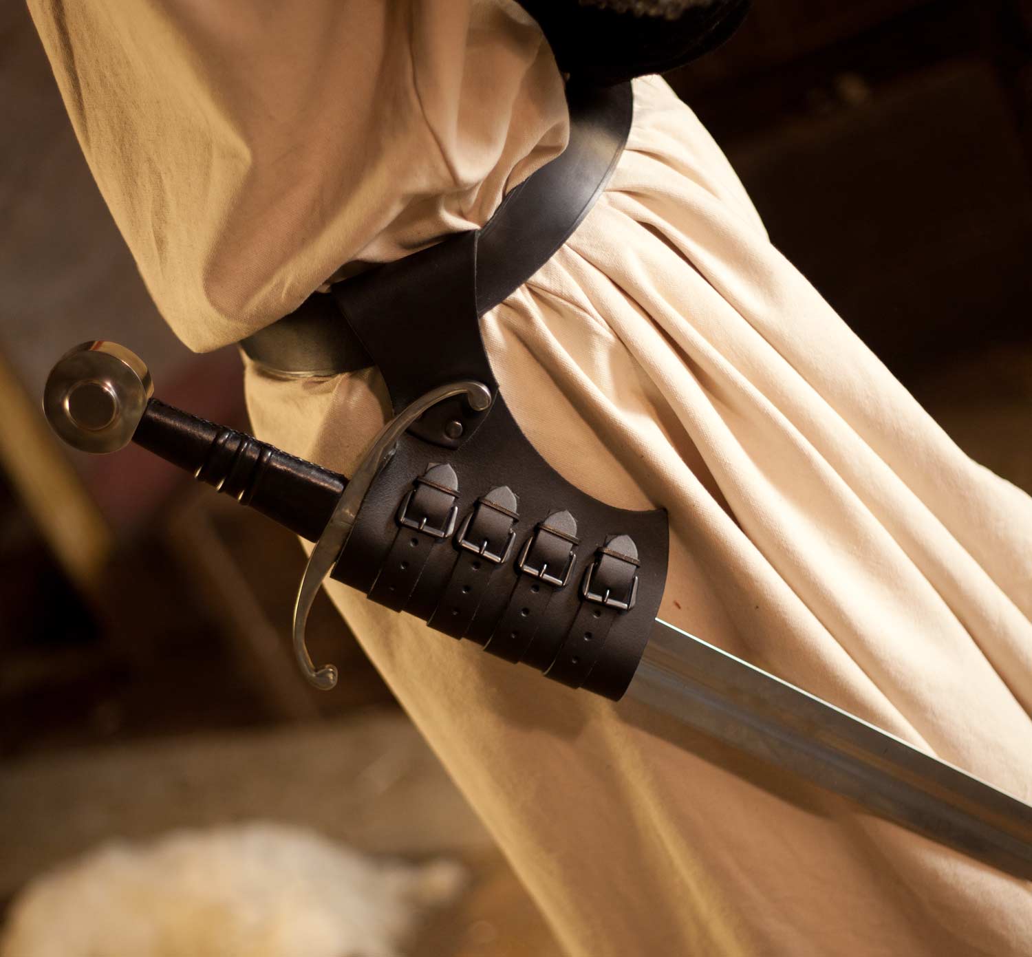 Schwerthalter mit Schnallen