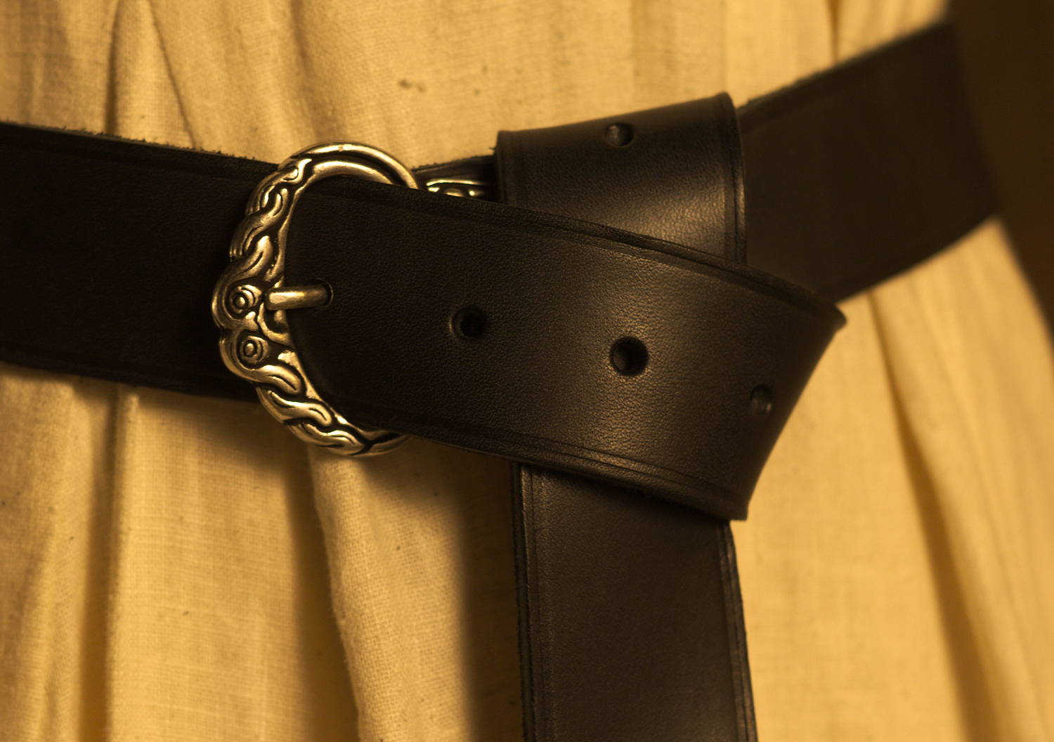 Mittelalter Langgürtel mit Ende 4cm