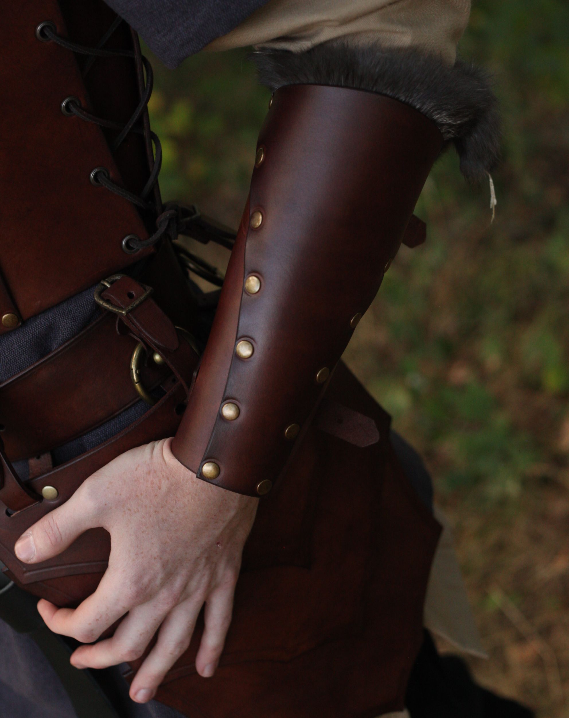 LARP Lederarmschienen Söldner