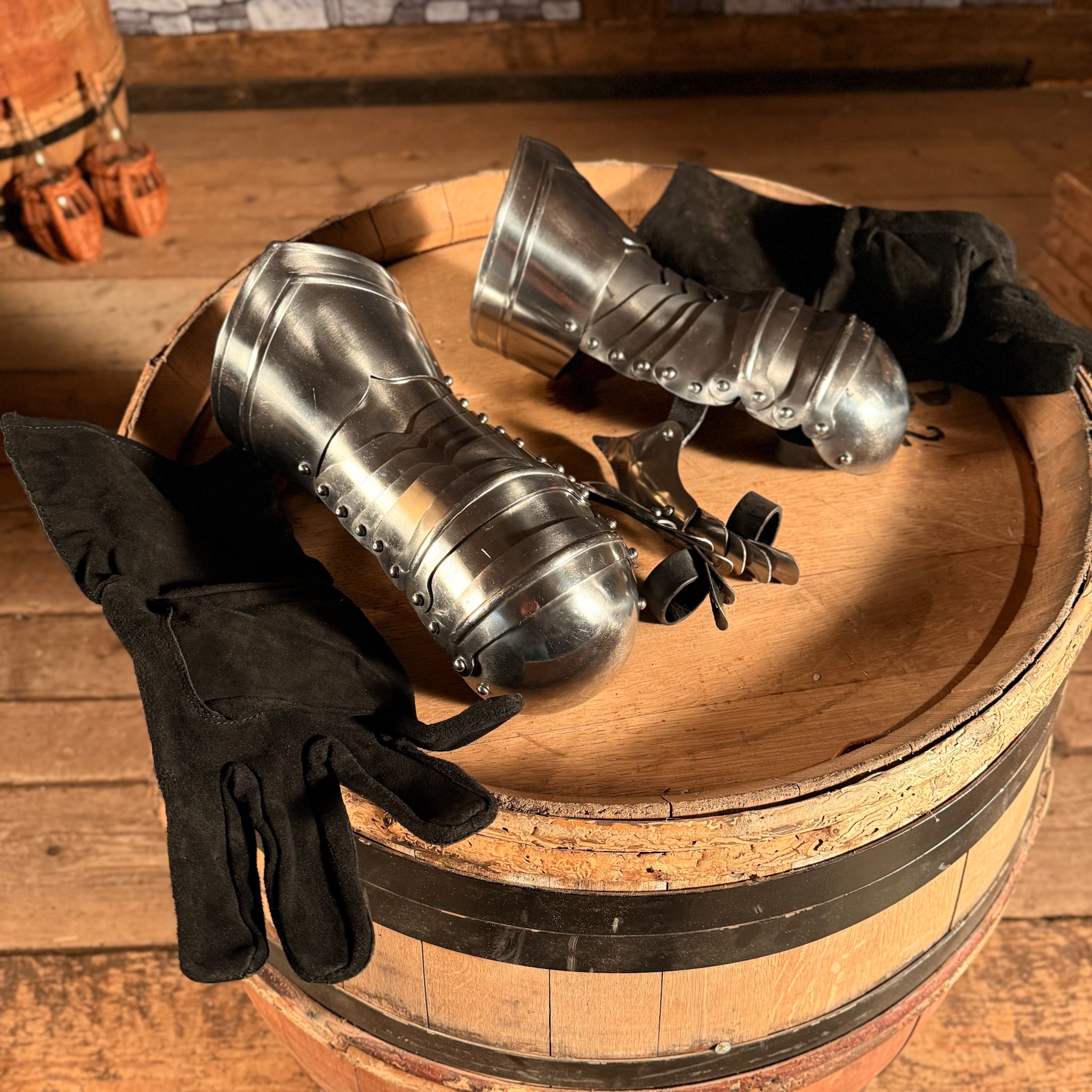 Panzerfäustlinge, Stahlhandschuhe