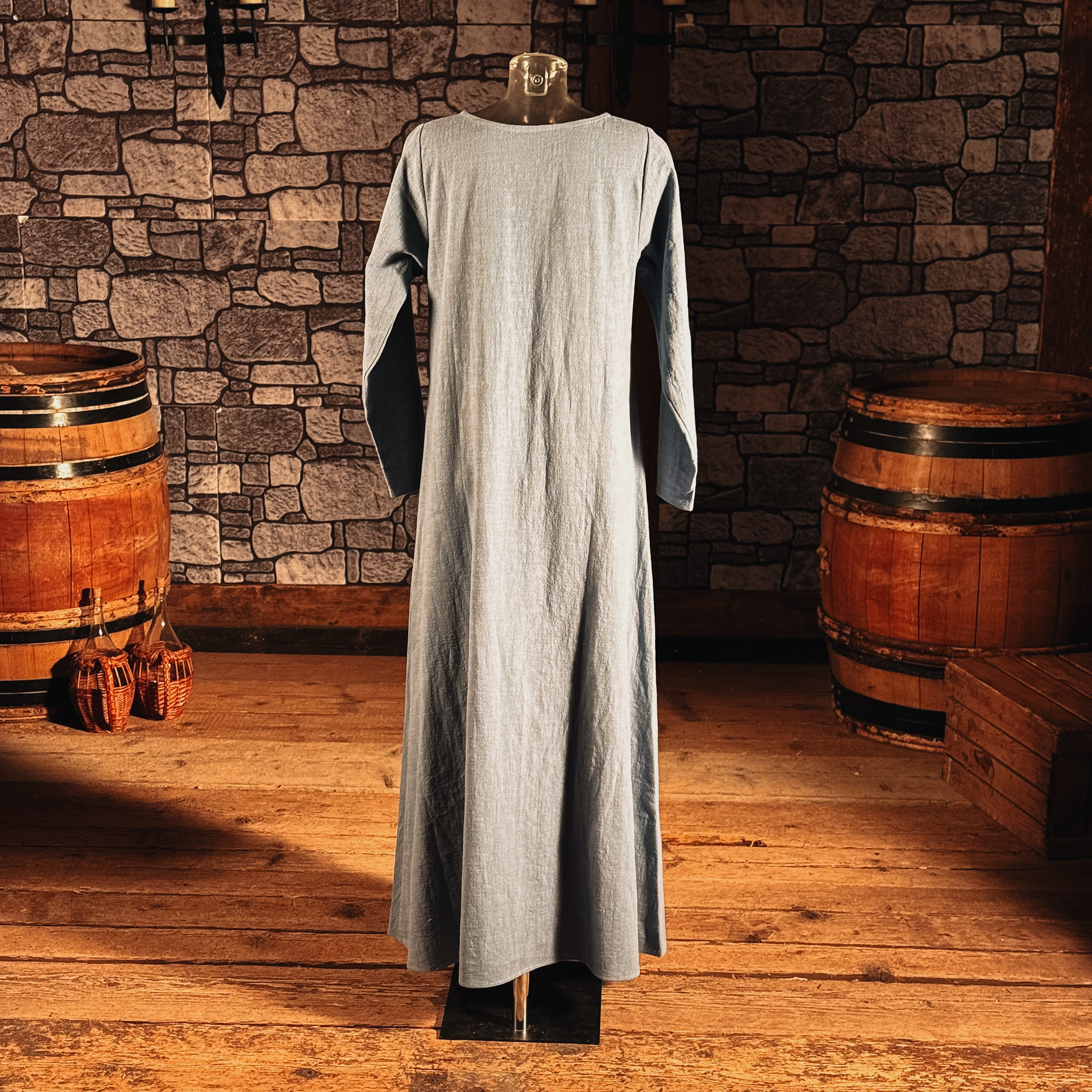 Mittelalterliche Leinenkleid Astrid hellblau