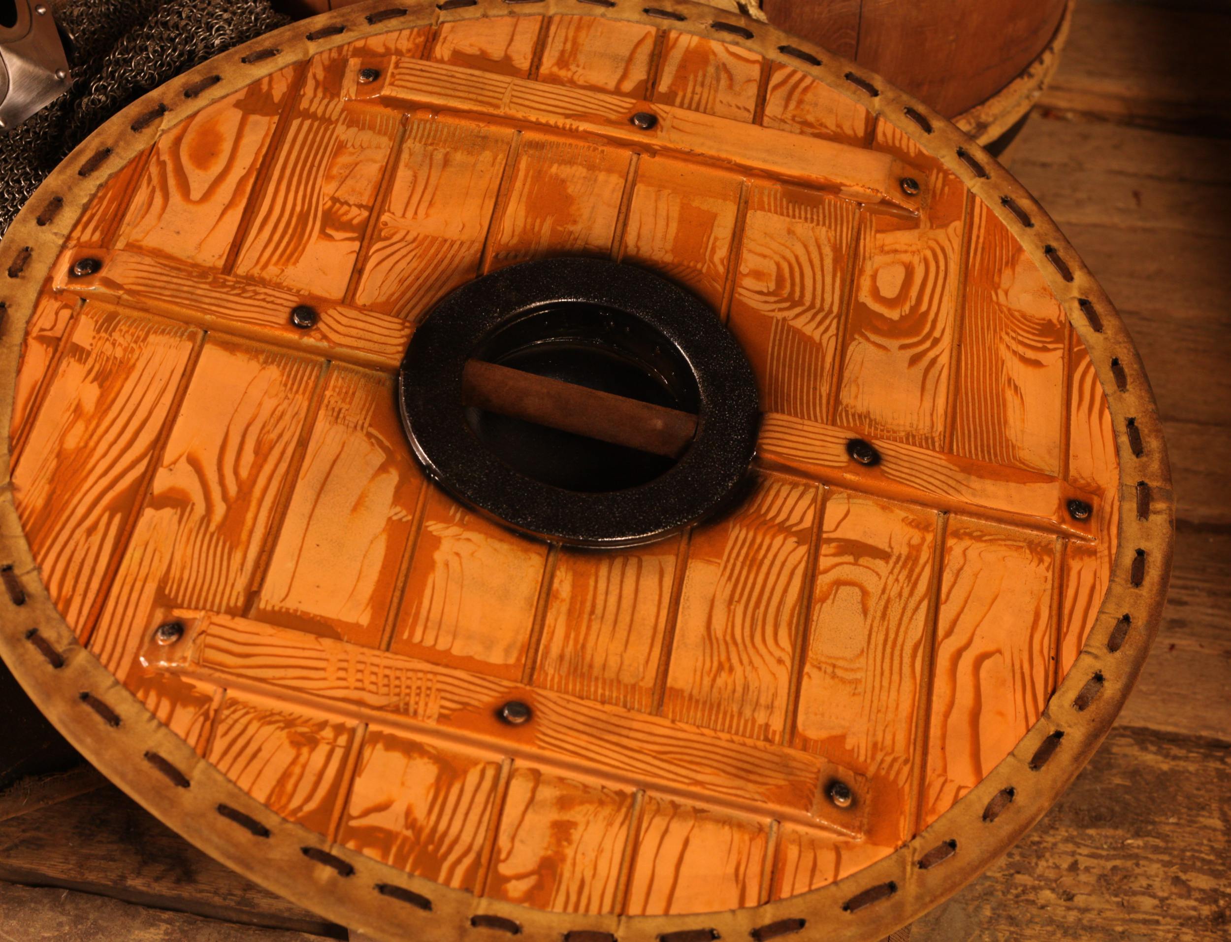 Thegn Schild Holz/weiß 70cm