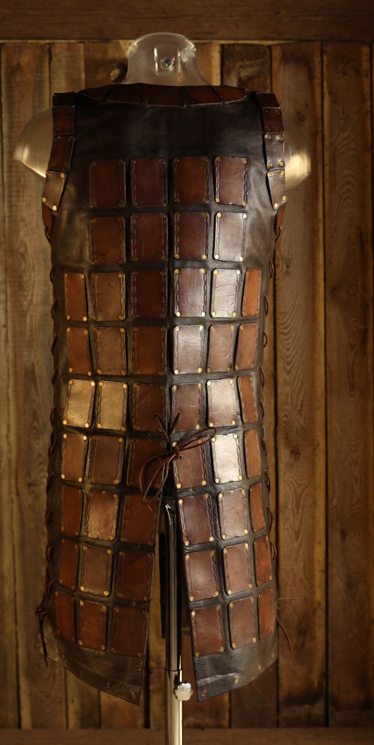 Braune Lederbrigandine