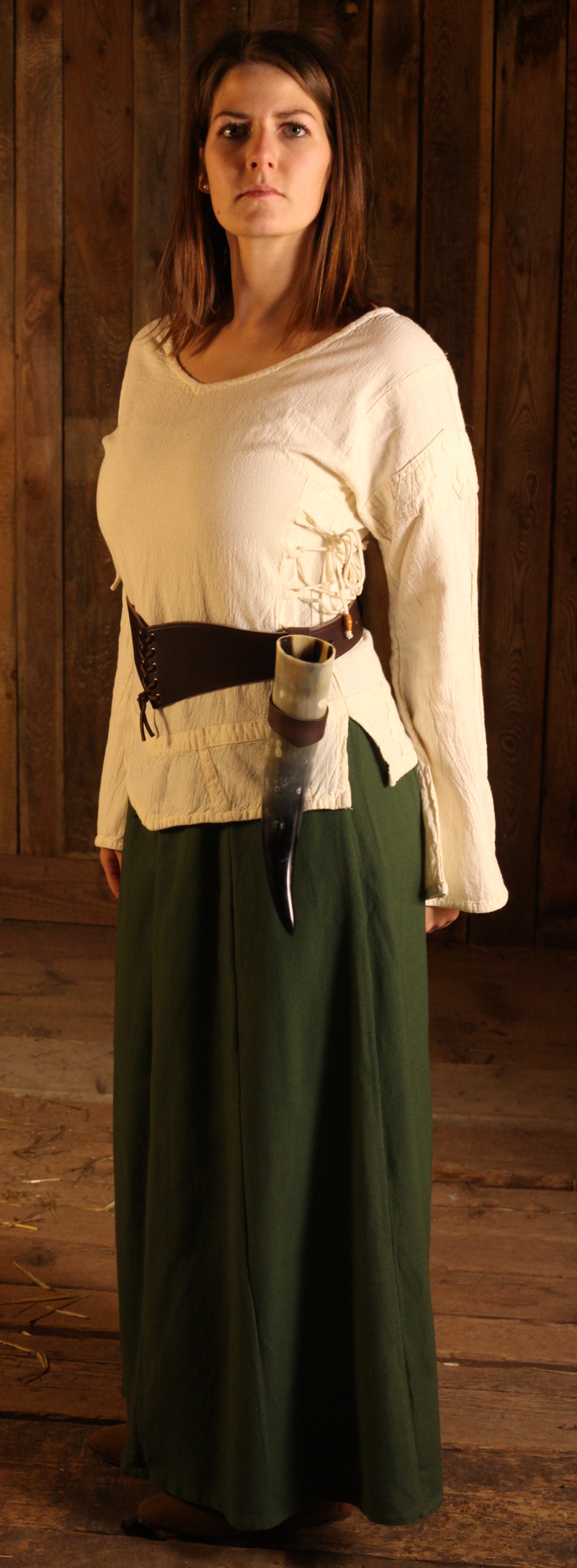 Mittelalterliches Gewandset für Frauen I