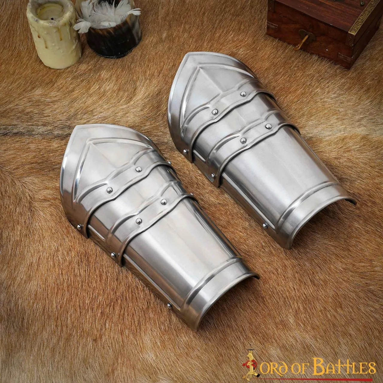 Mittelalterliche Fantasy Stahlarmschienen für LARP